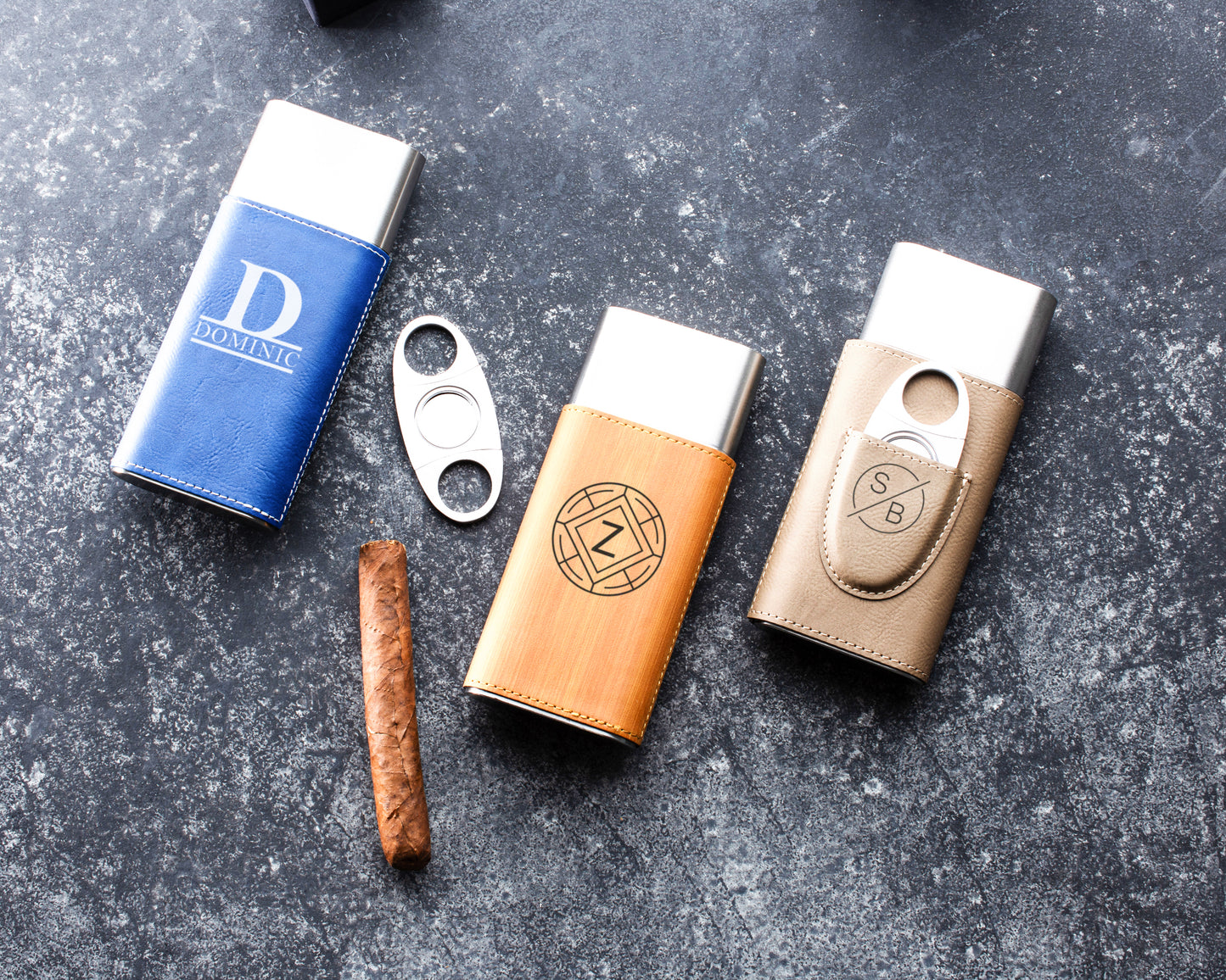 CIGAR HOLDER