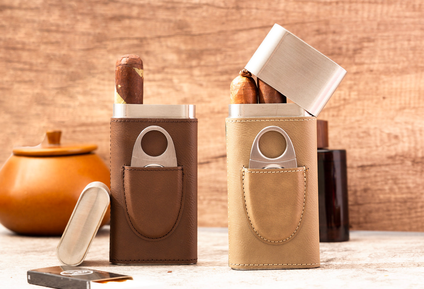 CIGAR HOLDER