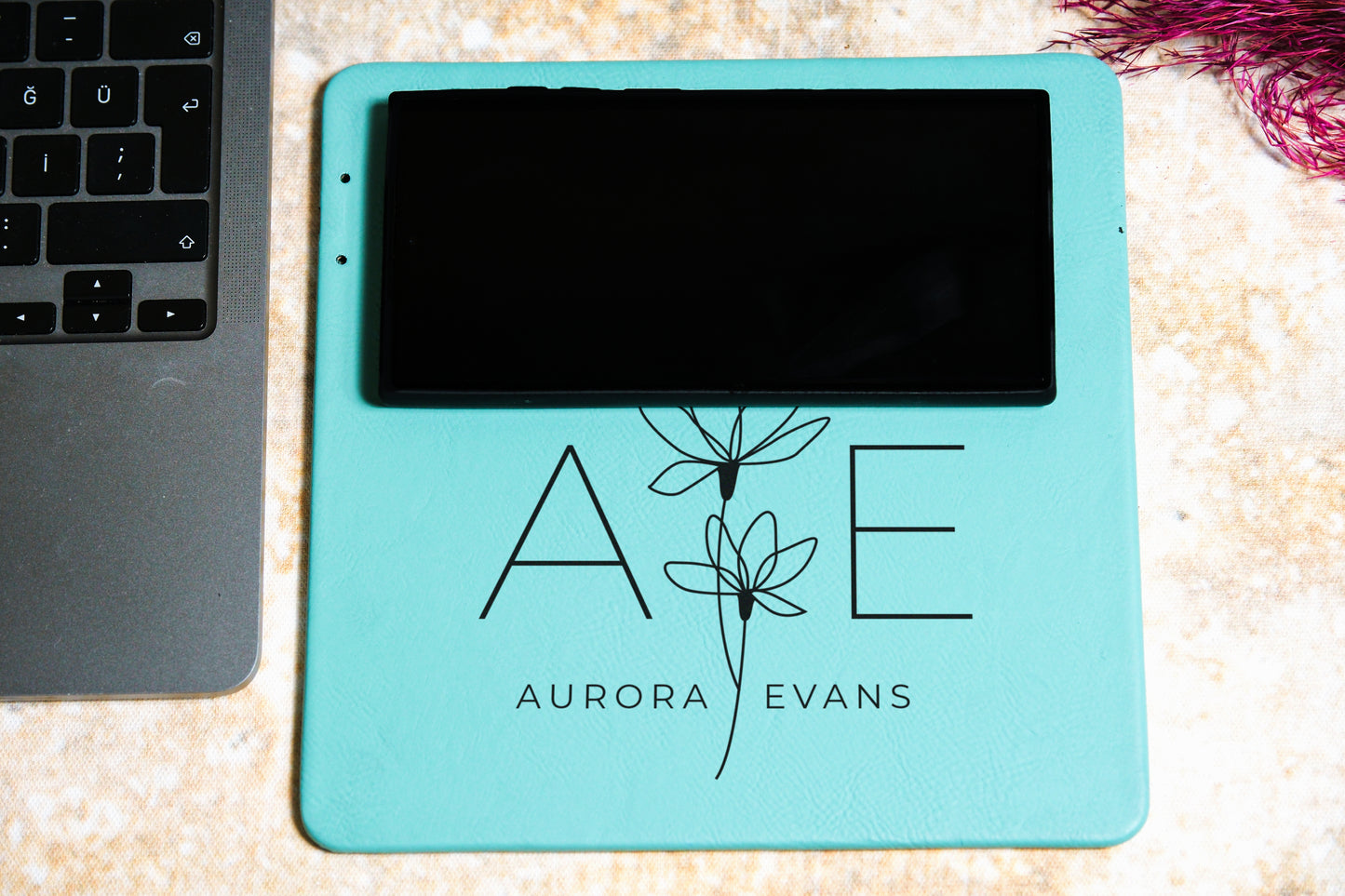 CHARGING PAD