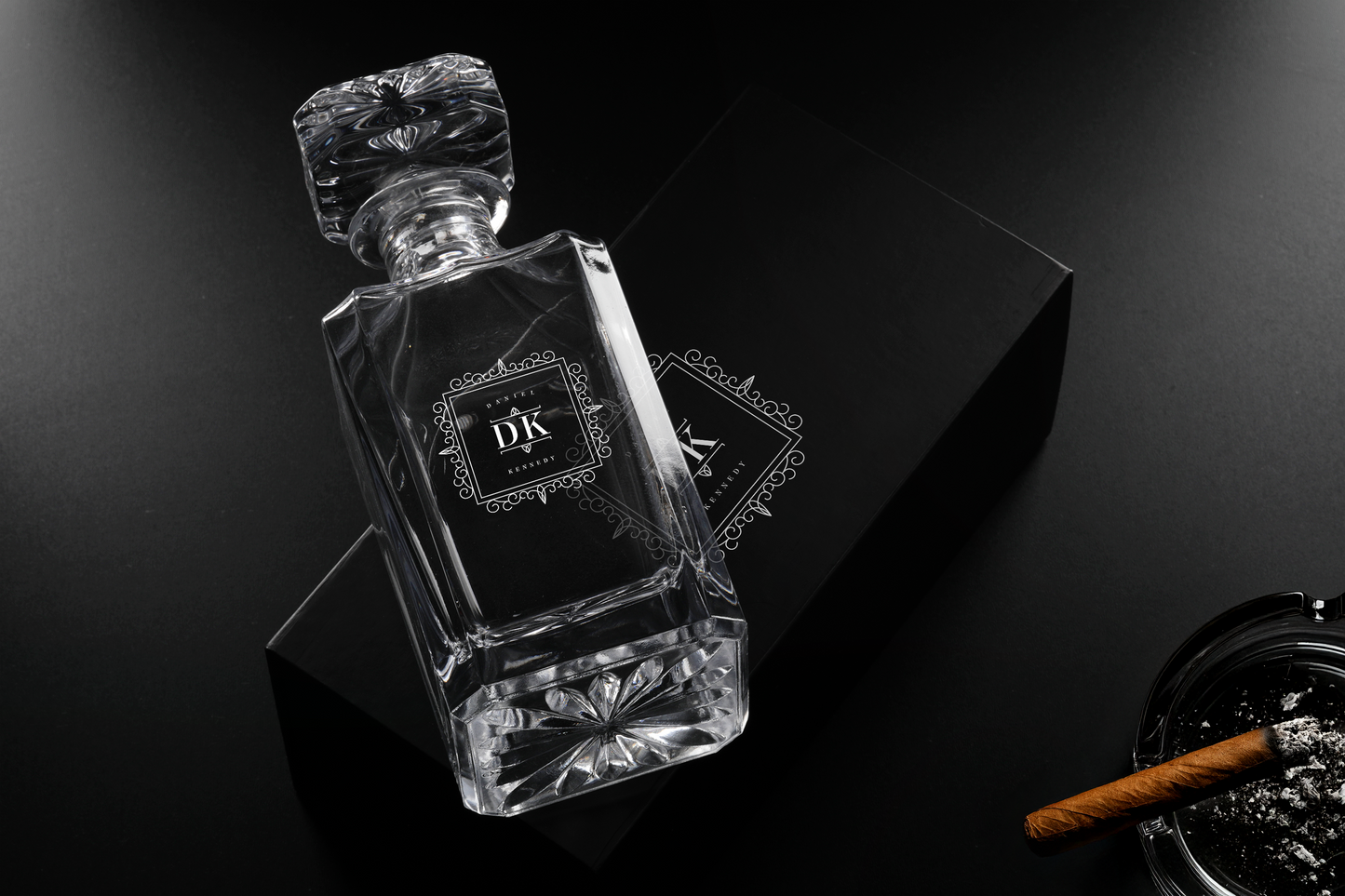 WHISKEY DECANTER SET