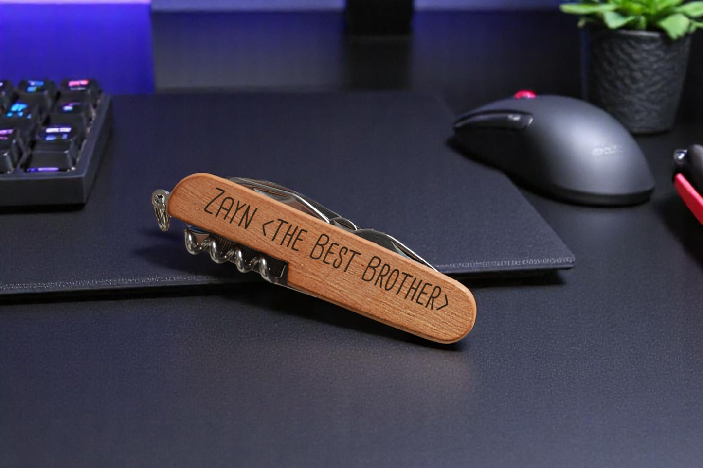 MULTI-TOOL POCKET KNIFE