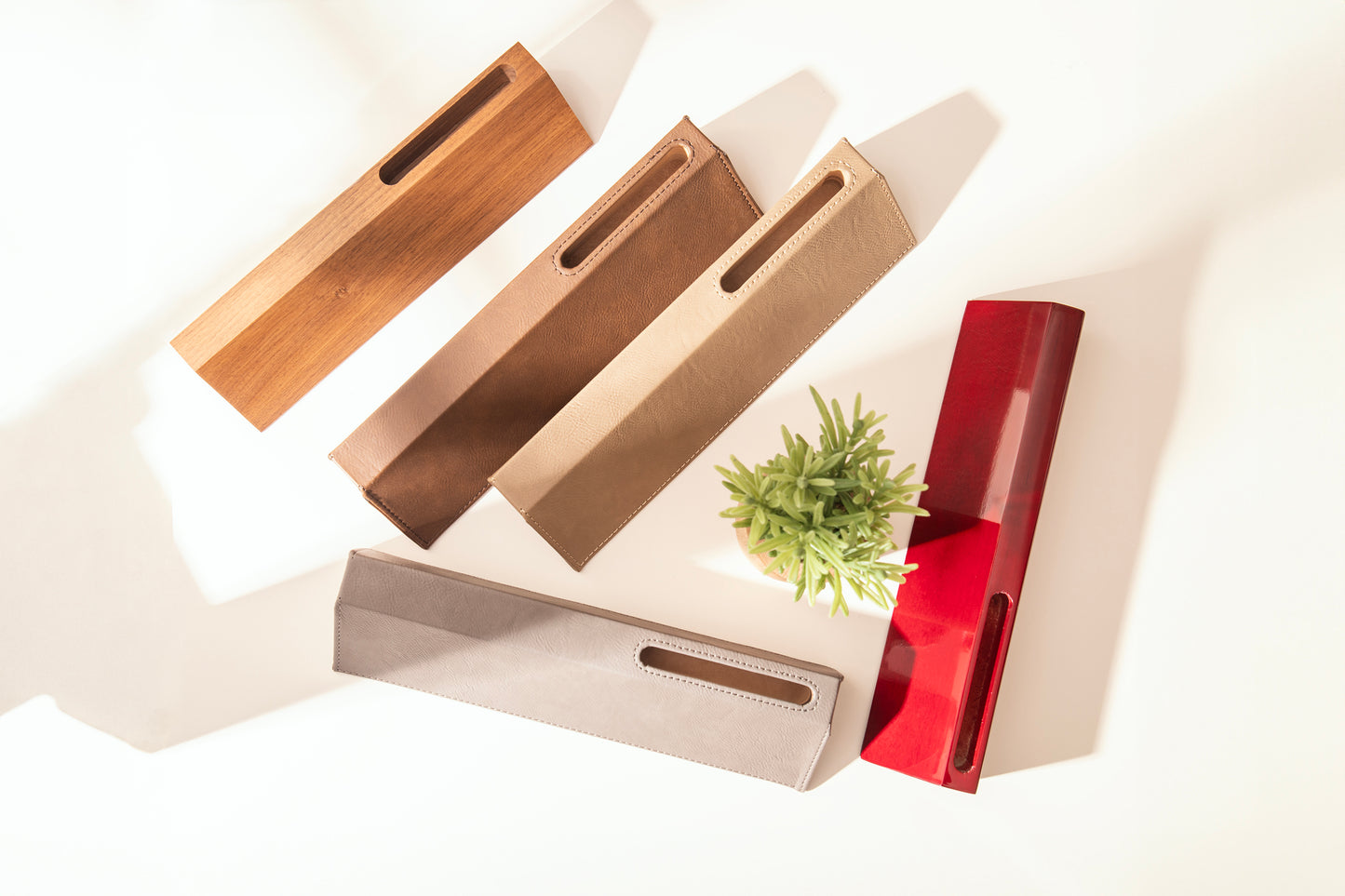 DESK WEDGE