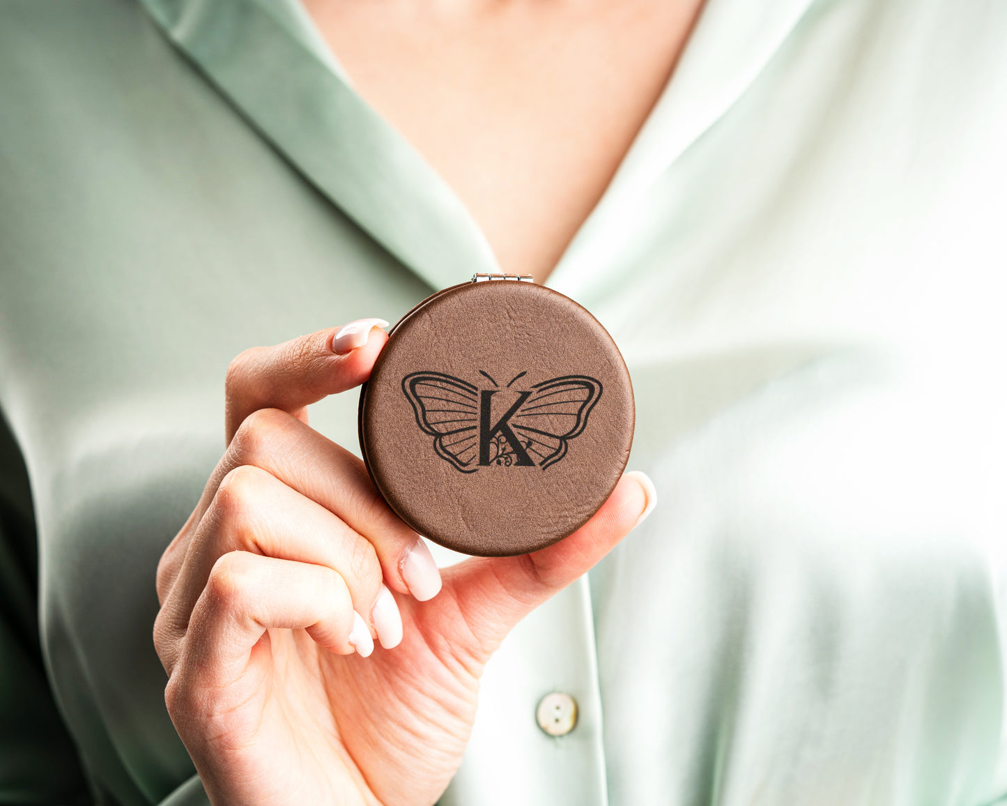 COMPACT MIRROR