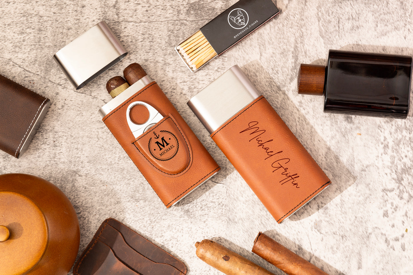 CIGAR HOLDER
