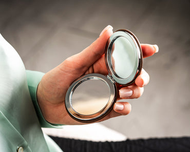 COMPACT MIRROR