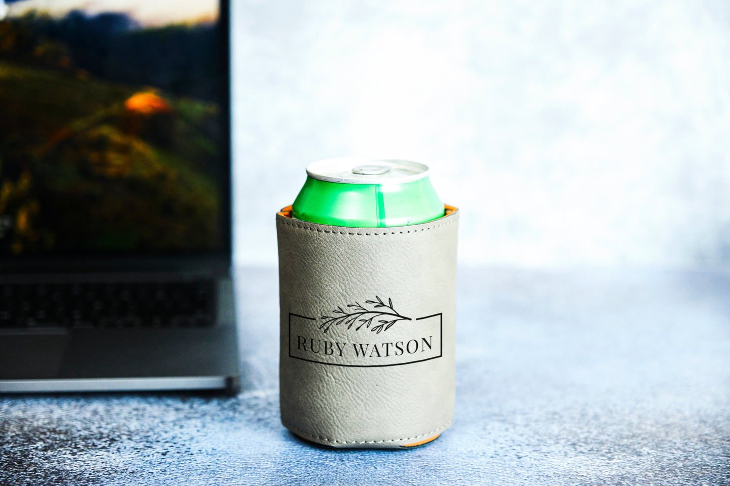 BEVERAGE HOLDER