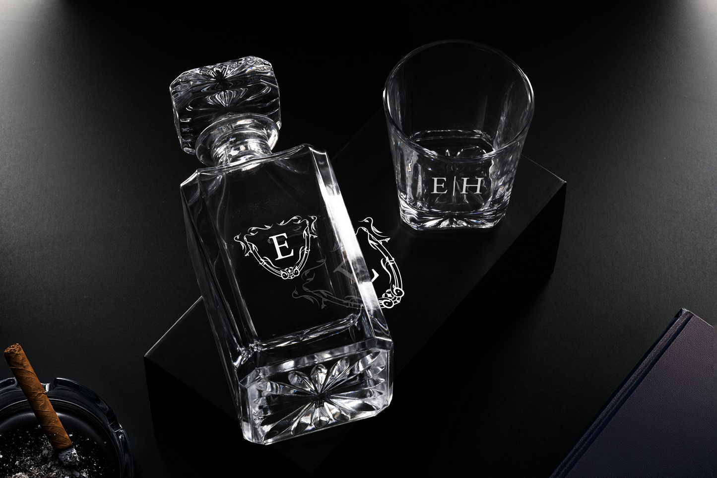 WHISKEY DECANTER SET