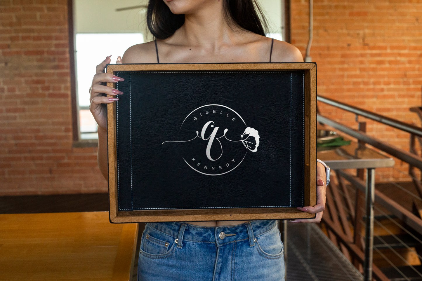 SERVING TRAY