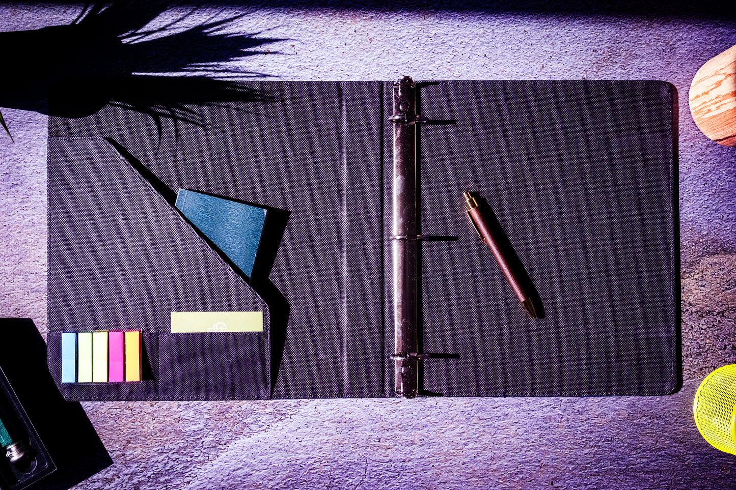 BINDER