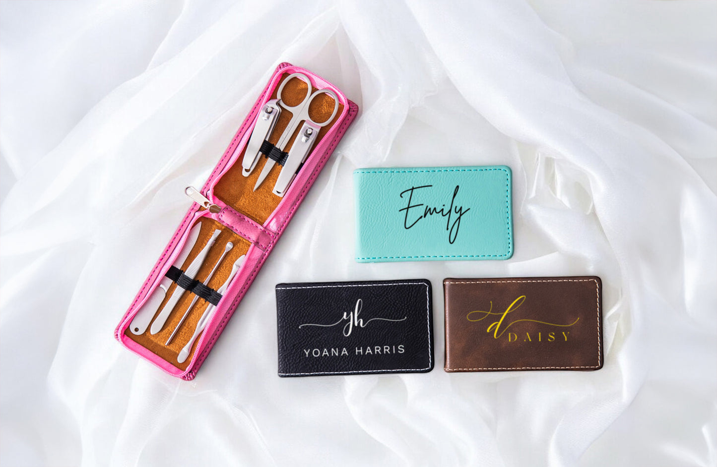 MANICURE SET
